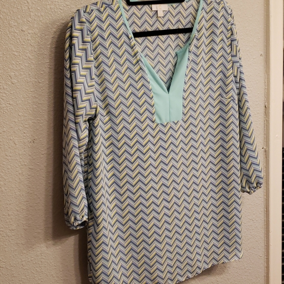 Women's Chevron blouse - Picture 1 of 2